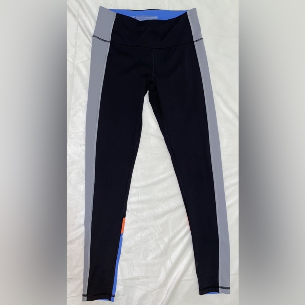 Victoria Secret VSX Knock Out Sport Tights Size Small